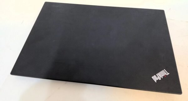 Lenovo ThinkPad P15s Gen 2 (Usado) - Image 7